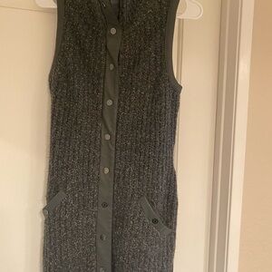 Sleeveless Sweater Vest